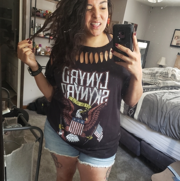 Meet your Posher, Ebony - Picture 4 of 16